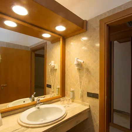 Hotel Centrale 4*