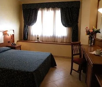 Hotel Centrale מלון 4*