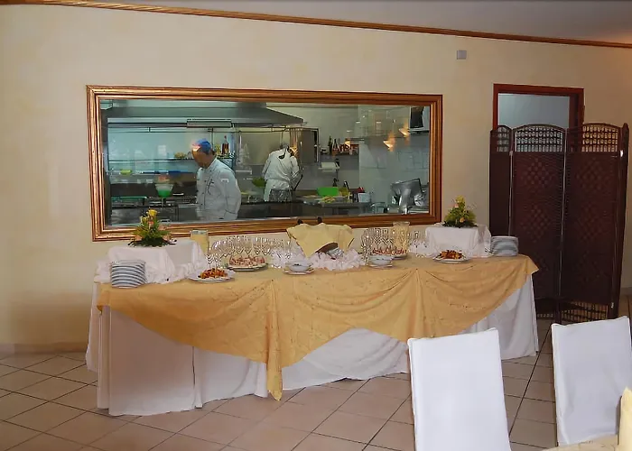 מלון Hotel Centrale