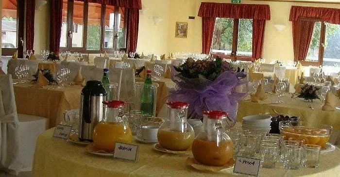 Hotel Centrale 4* סבאודיה