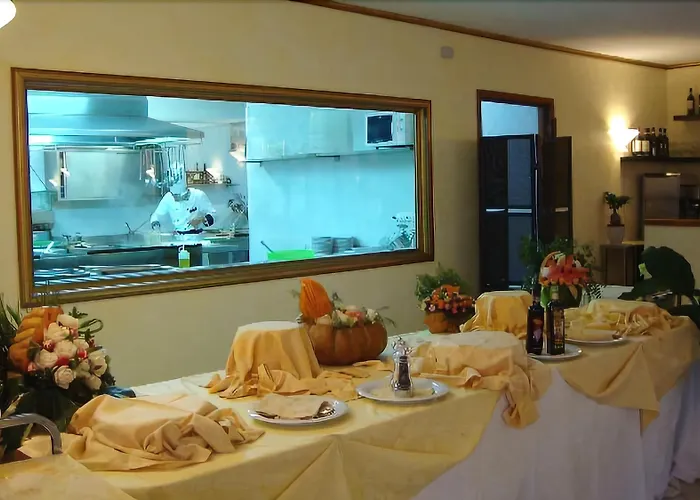 מלון Hotel Centrale