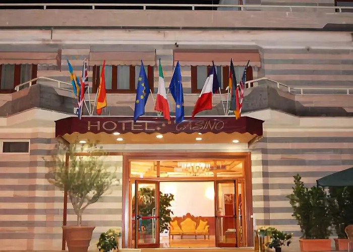 Hotel Centrale 4* סבאודיה