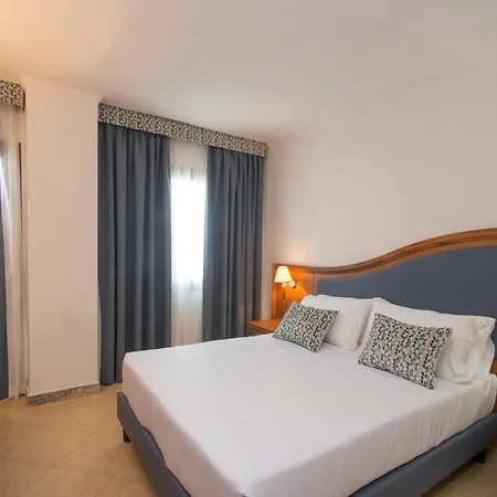 호텔 Hotel Centrale 4*