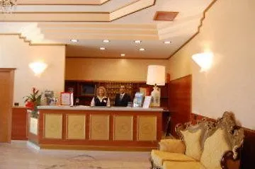 Hotel Centrale 호텔 사바우디아