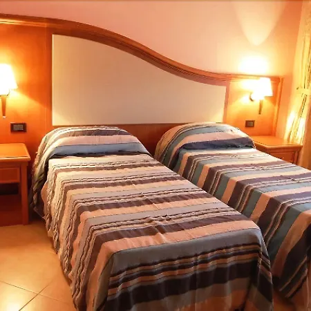 Hotel Centrale 4*
