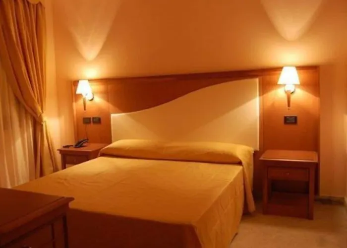 Hotel Centrale 4* Sabaudia