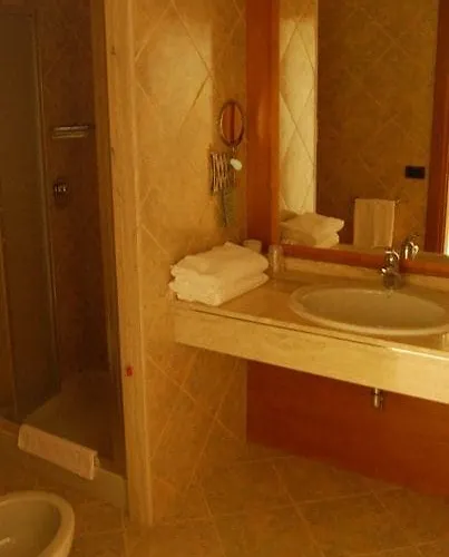 Hotell Hotel Centrale Sabaudia