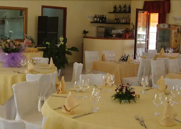 Ξενοδοχείο Hotel Centrale 4*